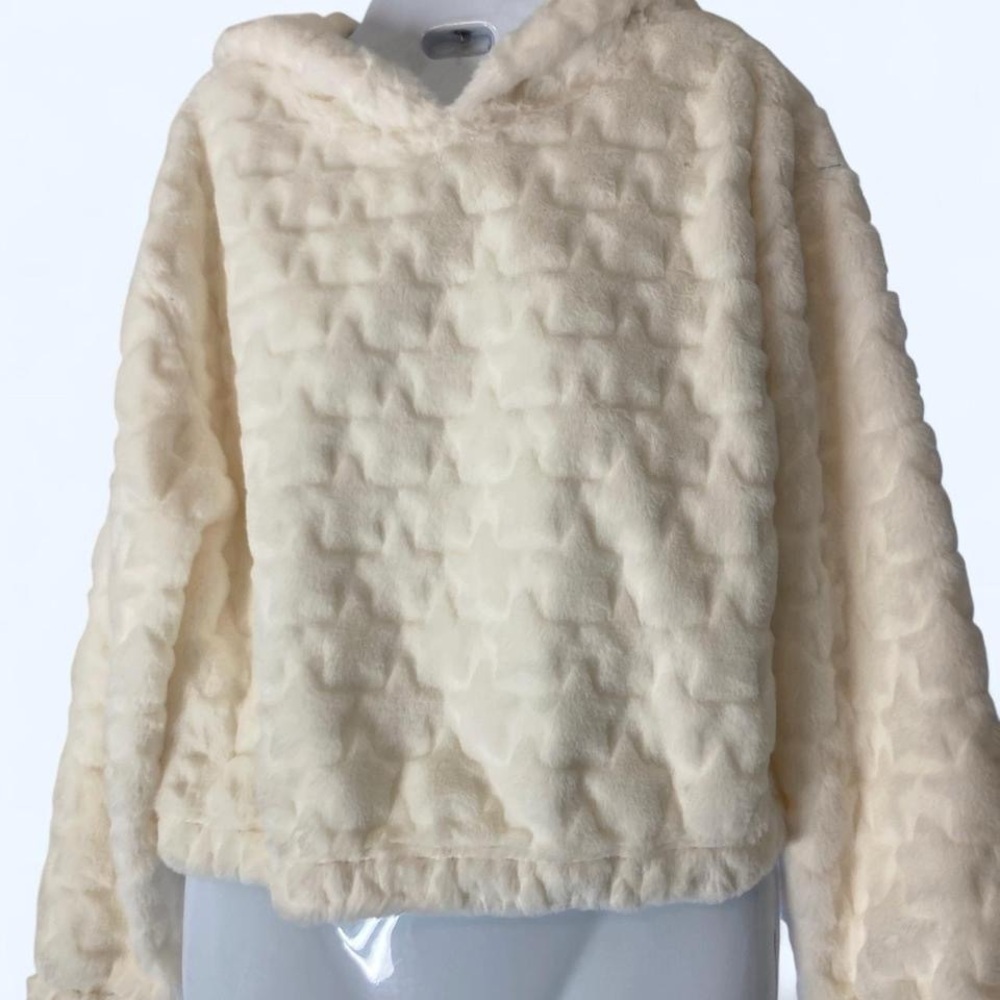 No Boundaries Plush faux fur Hooded pullover in Cream s 4-6